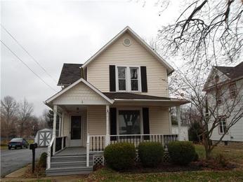 139 Hickory St, Bellevue, OH 44811 