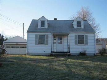 5028 15th St SW, Canton, OH 44710 