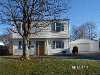 2900 Gentry Lane, Columbus, OH 43232 