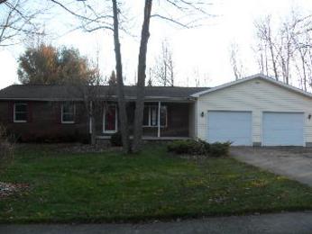 707 Linden Ln, Willard, OH 44890 