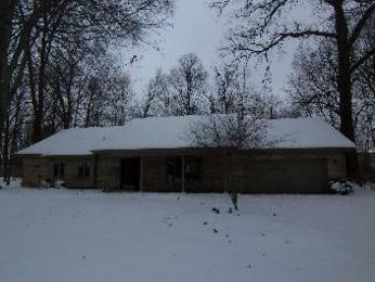 1121 Green Tree Dr, Dayton, OH 45429 