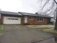 3010 Regina Ave, Lorain, OH 44052 