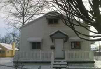 681 Deshler Ave, Columbus, OH 43206 