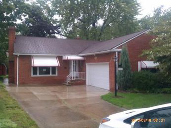 1884 Braeburn Park Dr, Euclid, OH 44117 