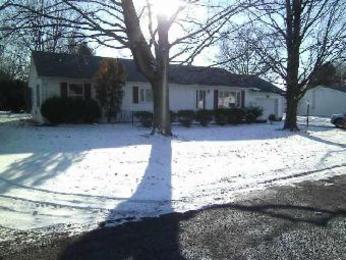 325 E Barnes Ave, Napoleon, OH 43545 