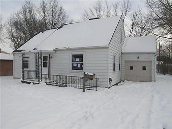 12 Magnolia Ave, Englewood, OH 45322 