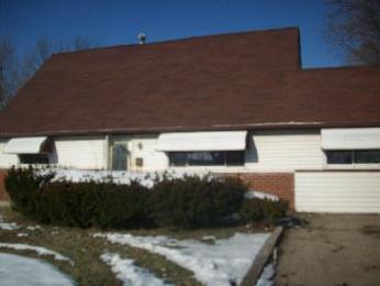 5085 Fortman Dr, Dayton, OH 45417 