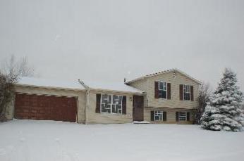 4696 Deephollow Dr, Columbus, OH 43228 