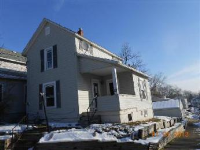 13 24th St SW, Barberton, OH 44203 