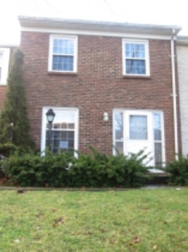 617 Dlyn St, Columbus, OH 43228 