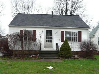 326 Bon Air Ave, Elyria, OH 44035 