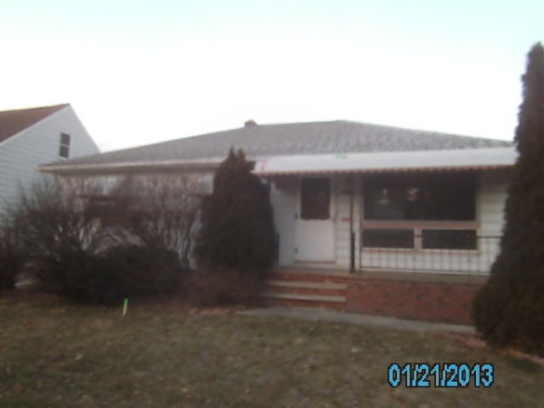 4102 Kenmore Ave, Parma, OH 44134 