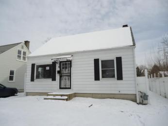 2702 Mcguffey Rd, Columbus, OH 43211 