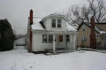 784 Mckinley Ave, Bedford, OH 44146 