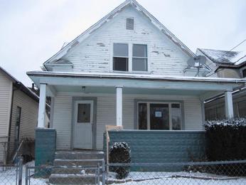 136 Knower St, Toledo, OH 43609 