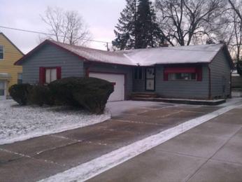 23102 Mccann St, Warrensville Heights, OH 44128 