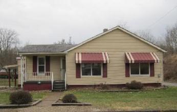 78 Findley St, Dillonvale, OH 43917 