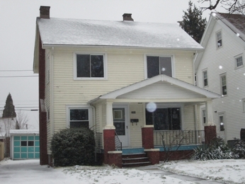 3293 Kildare Rd, Cleveland Hts, OH 44118 