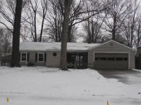 28698 Spruce Dr, North Olmsted, OH 44070 