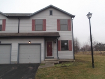 8000 Lakeloop Dr, Westerville, OH 43081 