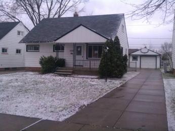 12328 Woodward Blvd, Garfield Heights, OH 44125 