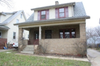 2524 Whitelaw St, Cuyahoga Falls, OH 44221 