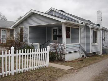 2433 Paradise Ave, Toledo, OH 43613 