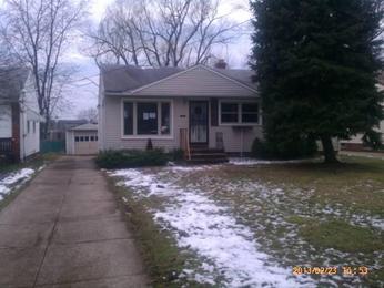 892 Mckinley Ave, Bedford, OH 44146 