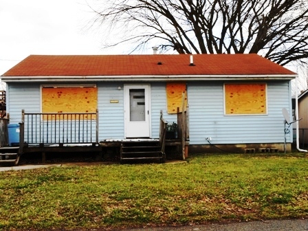 860 Emery St, Springfield, OH 45503 