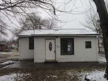 1484 White Ave, Akron, OH 44307 