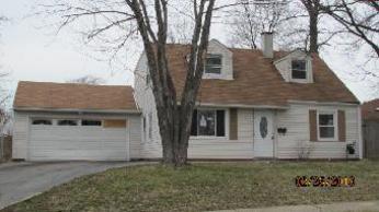 9121 Woodridge Ln, Mentor, OH 44060 