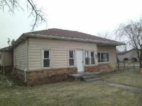 102 N Goodyear St, Oregon, OH 43616 
