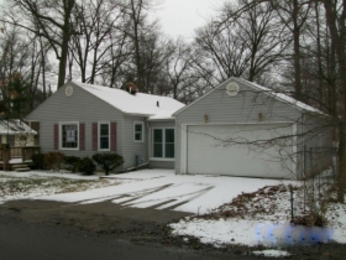 217 South Point Dr, Avon Lake, OH 44012 