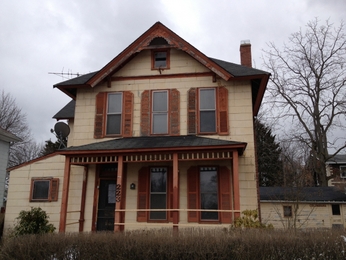 223 S Main St, Columbiana, OH 44408 