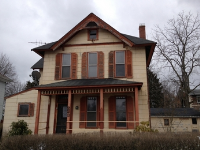 223 S Main St, Columbiana, OH 44408 