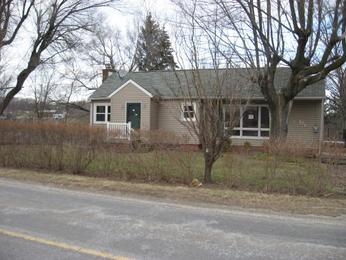 1711 Smith Kramer Street NE, Hartville, OH 44632 