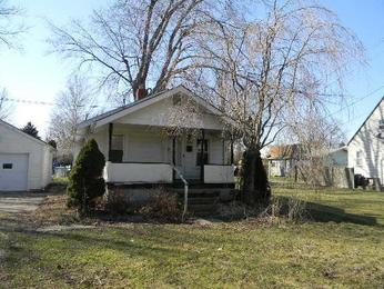 332 Taylor St, Amherst, OH 44001 