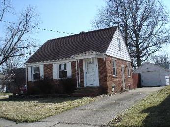605 Cambridge Ave, Elyria, OH 44035 