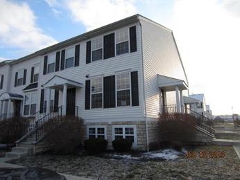 8226 Deering Oaks Dr, Blacklick, OH 43004 