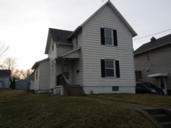 1631 Shriver Ave NE, Canton, OH 44705 