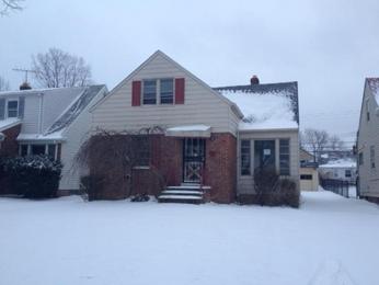 4074 Stonehaven Rd, South Euclid, OH 44121 