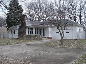 1849 5th Ave, Youngstown, OH 44504 