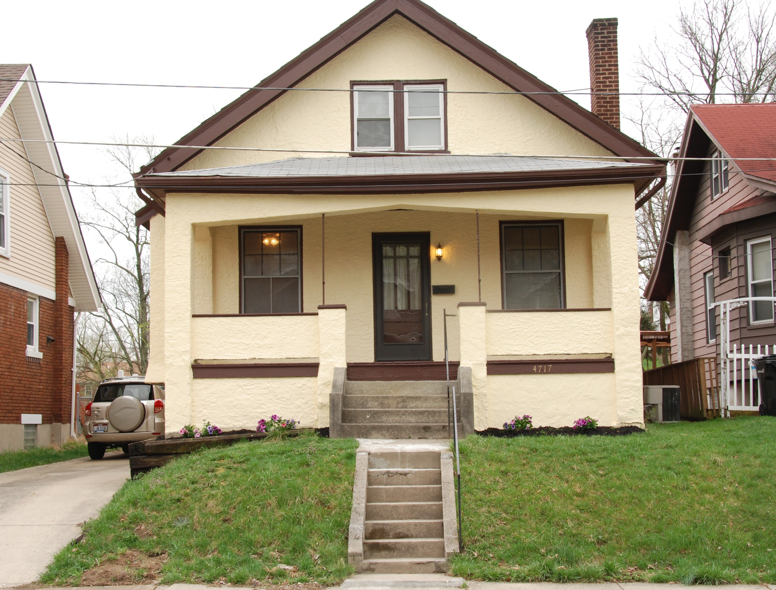 4717 Loretta, Cincinnati, OH 45238 