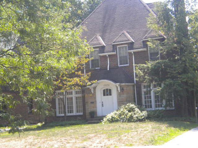 19630 Scottsdale Boulevrad, Shaker Heights, OH 44122 