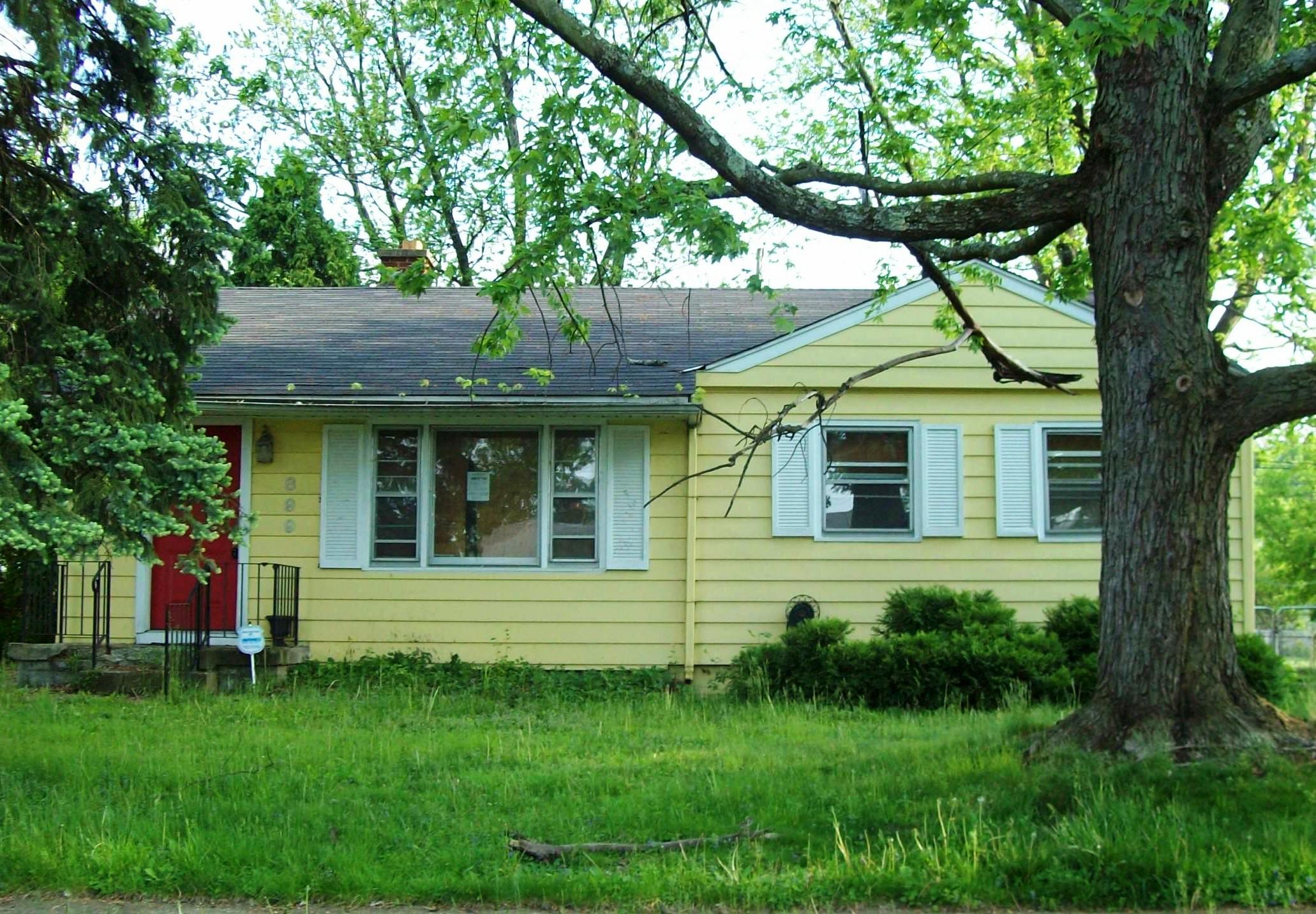 899 Pauline Avenue, Columbus, OH 43224 