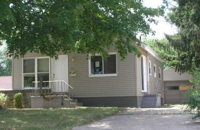 1520 Vicgross Avenue, Akron, OH 44310 