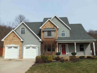 221 Almahurst Dr, Chillicothe, OH 45601 