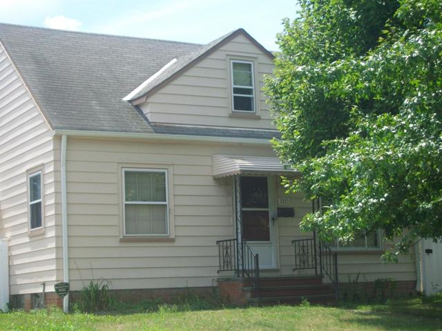 2823 Commonwealth Drive, Parma, OH 44134 