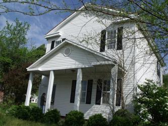 302 Columbia St, Higginsport, OH 45131 