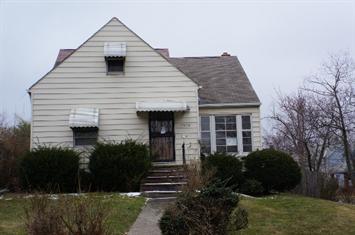14660 Superior Road, Cleveland Heights, OH 44118 